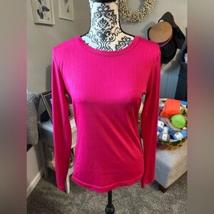 Danskin Now Fuchsia Long Sleeve Tee medium